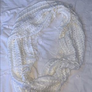 white knit scarf